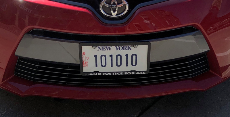 Illustration for article titled Nerdiest plate ever?